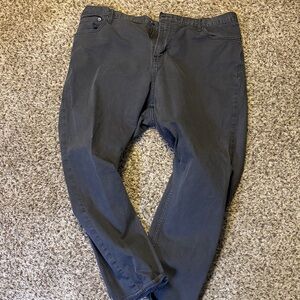 Old Navy Slim Fit Pants in Gray